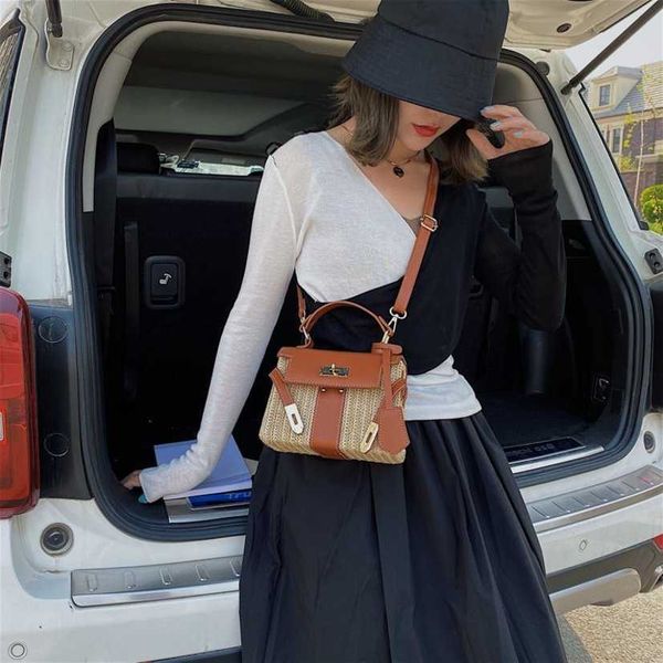 2023 fashion letters designer bags one-shoulder portable women's versatile style cross shoulder bag women handbags 50% off discount sal
2023 fashion letters designer bags one-shoulder portable women's versatile style cross shoulder bag women handbags 50% off discount sal