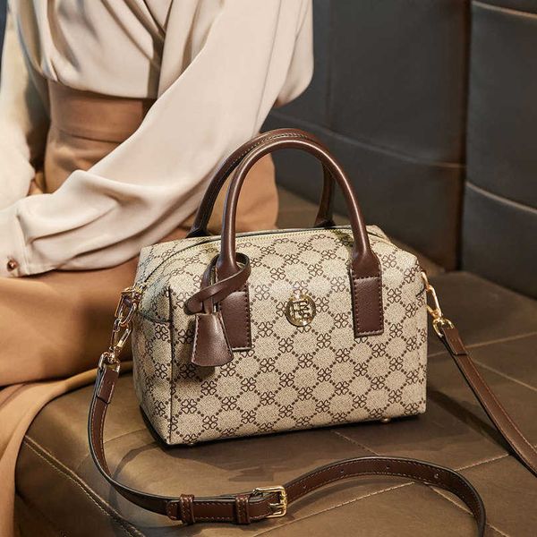 new 2023 fashion brand bags pillow shoulder women's versatile crossbody bag handbag designer handbags 60% off sale
new 2023 fashion brand bags pillow shoulder women's versatile crossbody bag handbag designer handbags 60% off sale