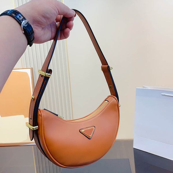 luxurys tote bag designer bags leather women purse brand shoulder handbag fashion underarm bag classic hand bags design ladies messenger wal
luxurys tote bag designer bags leather women purse brand shoulder handbag fashion underarm bag classic hand bags design ladies messenger wal