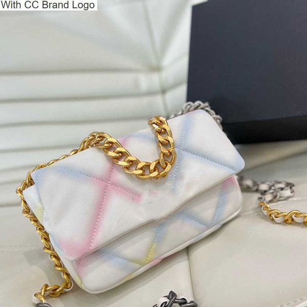 luxury cc shoulder bags classic 19 mini flap bags colorful multicolor laser genuine leather handbags gold silver metal chain crossbody bag l
luxury cc shoulder bags classic 19 mini flap bags colorful multicolor laser genuine leather handbags gold silver metal chain crossbody bag l