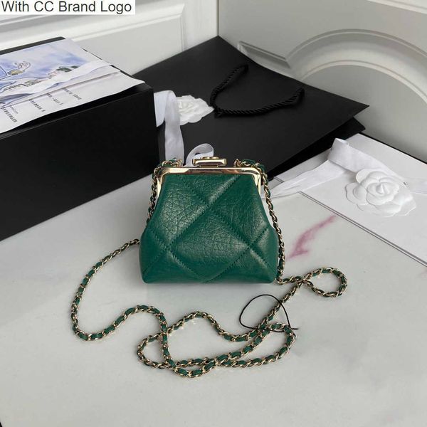 luxury cc cross body cleo underarm channel bag shoulder bags handbags 5a quality crossbody bag heart-shaped decoration tarpaulin genuine lea
luxury cc cross body cleo underarm channel bag shoulder bags handbags 5a quality crossbody bag heart-shaped decoration tarpaulin genuine lea