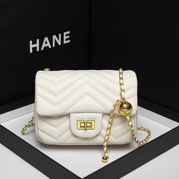 crossbody bags 2023 new fashion chain women's korean summer golden pearl small square bag one shoulder crossbody shoulder handbag 70% o
crossbody bags 2023 new fashion chain women's korean summer golden pearl small square bag one shoulder crossbody shoulder handbag 70% o