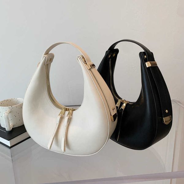 luxury designer 2023 new ladies bags korean small round popular simple hand versatile shoulder underarm bag fashion crossbody handbags
luxury designer 2023 new ladies bags korean small round popular simple hand versatile shoulder underarm bag fashion crossbody handbags