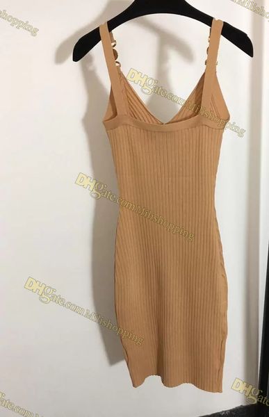 women runway dresses v neck sleeveless knit slim dress female gold button long milan party clothing, Black
women runway dresses v neck sleeveless knit slim dress female gold button long milan party clothing, Black