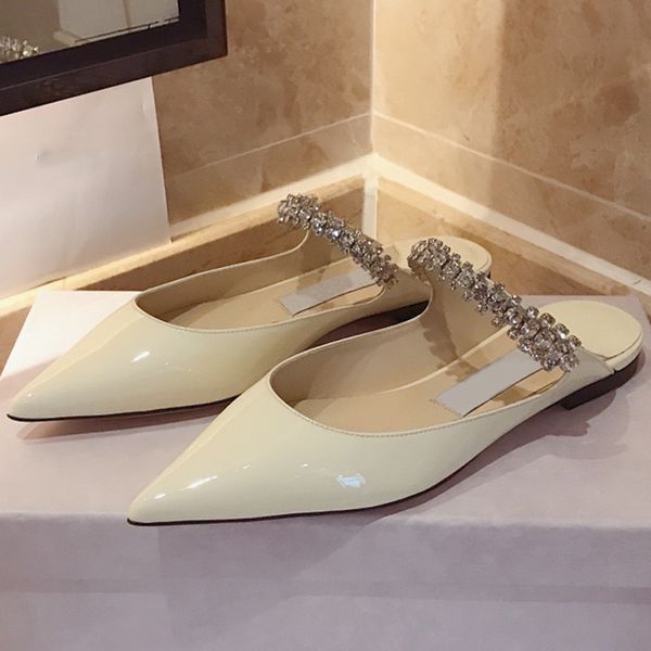 2023 classic woman sandals slippers patent leather pointed toe white diamond buckle fashion sandals, Black
2023 classic woman sandals slippers patent leather pointed toe white diamond buckle fashion sandals, Black