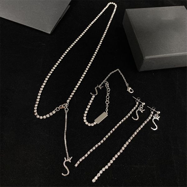 rhinestone women charm hand link chain adjustable bracelet lady slender letter pendant necklaces, Golden
rhinestone women charm hand link chain adjustable bracelet lady slender letter pendant necklaces, Golden