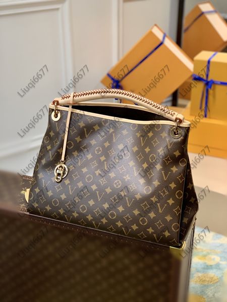 designer bags leather women messenger shopping bag cross body lady embossing shoulder bag handbags crossbody bags evening tote bag purse han
designer bags leather women messenger shopping bag cross body lady embossing shoulder bag handbags crossbody bags evening tote bag purse han