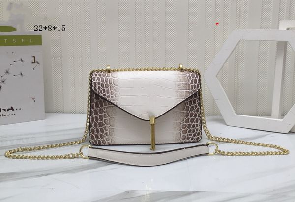 popular luxury designer tassel handbag women's leather shoulder bag tassel messenger purse designer messenger purse purse evening bag
popular luxury designer tassel handbag women's leather shoulder bag tassel messenger purse designer messenger purse purse evening bag