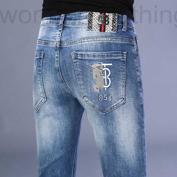 men's jeans designer high-end men's jeans fall 2022 new trousers light luxury embroidery fashion straight kj51, Blue
men's jeans designer high-end men's jeans fall 2022 new trousers light luxury embroidery fashion straight kj51, Blue