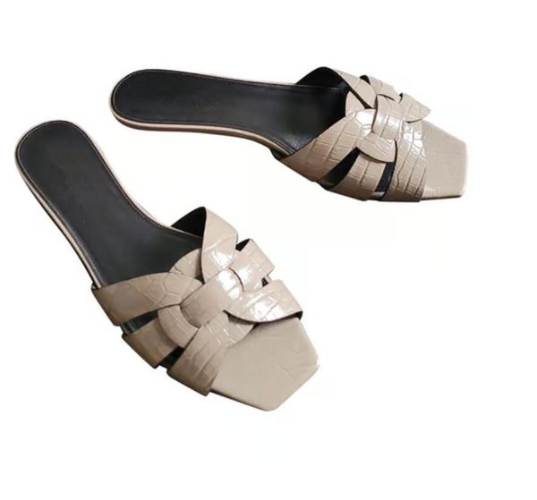 summer luxury design women slipper slide shoes sandal tribute flat mule sandals patent leather cool woman flat slip on outlet 35-42box, Black
summer luxury design women slipper slide shoes sandal tribute flat mule sandals patent leather cool woman flat slip on outlet 35-42box, Black