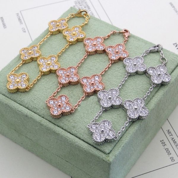 new luxury designer jewelry four-leaf clover chain bracelet 18k gold agate flower chain jewelry lucky lady and girl couple holiday party gif, Golden;silver
new luxury designer jewelry four-leaf clover chain bracelet 18k gold agate flower chain jewelry lucky lady and girl couple holiday party gif, Golden;silver