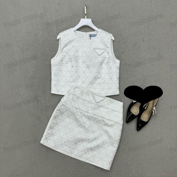 women's two piece sets fashions skirt sleeveless suit jacket stick drill letter ladies two piece sets brown black sml, White
women's two piece sets fashions skirt sleeveless suit jacket stick drill letter ladies two piece sets brown black sml, White