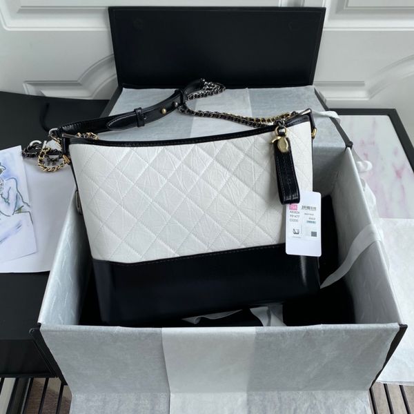 classic designer bag genuine leather gabrielle bag single shoulder bag pure leather lingge fashion messenger bag handbag women's bag
classic designer bag genuine leather gabrielle bag single shoulder bag pure leather lingge fashion messenger bag handbag women's bag