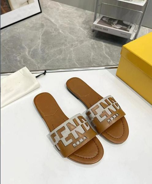 slides black withe fendyity women designer luxurys slippers banded flats sandals leather baguette pattern ladies letter beach flip flops tb1
slides black withe fendyity women designer luxurys slippers banded flats sandals leather baguette pattern ladies letter beach flip flops tb1