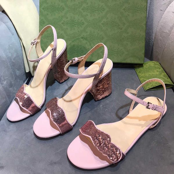 2023 womens sandals designer luxury high heels metallic laminate leather flat middle high heel sandal summer beach wedding shoe dress shoes, Black
2023 womens sandals designer luxury high heels metallic laminate leather flat middle high heel sandal summer beach wedding shoe dress shoes, Black