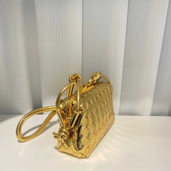cloud cross-body venetas loop bags designer bag knitting 2023 bottegas cow leather one-shoulder fashion knot small square 7zbm
cloud cross-body venetas loop bags designer bag knitting 2023 bottegas cow leather one-shoulder fashion knot small square 7zbm