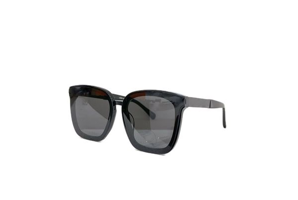 womens sunglasses for women men sun glasses mens fashion style protects eyes uv400 lens with random box and case 0771, White;black
womens sunglasses for women men sun glasses mens fashion style protects eyes uv400 lens with random box and case 0771, White;black