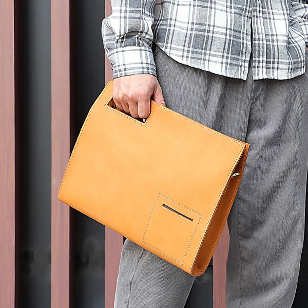 briefcases real crazy horse leather briefcase men vintage handbag male messenger bags portfolio lapshoulder bag office work clutch 230227
briefcases real crazy horse leather briefcase men vintage handbag male messenger bags portfolio lapshoulder bag office work clutch 230227