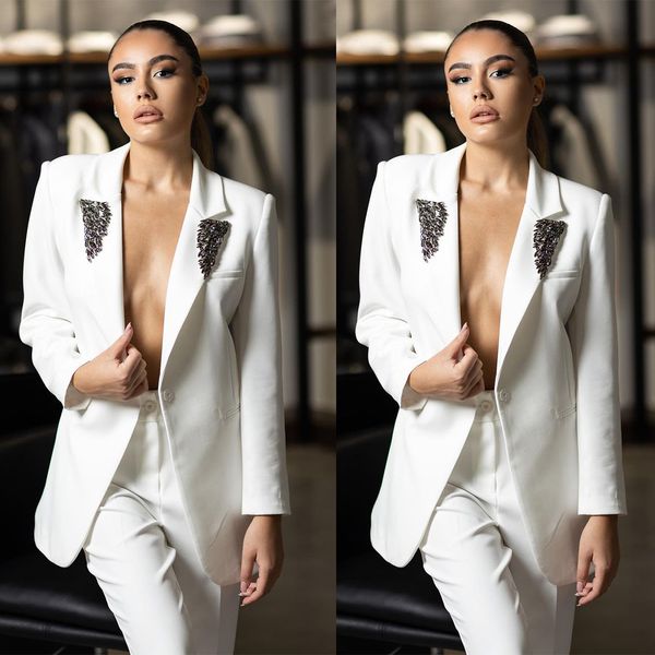 beading white mother of the bride pants suits slim women ladies formal evening party plus size blazer wear 2 pieces, Black;red
beading white mother of the bride pants suits slim women ladies formal evening party plus size blazer wear 2 pieces, Black;red