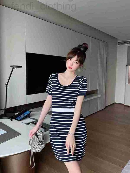 casual dresses designer shenzhen nanyou high-end 2022 spring/summer elegant intellectual stripe slim knitted dress q1re, Black;gray
casual dresses designer shenzhen nanyou high-end 2022 spring/summer elegant intellectual stripe slim knitted dress q1re, Black;gray