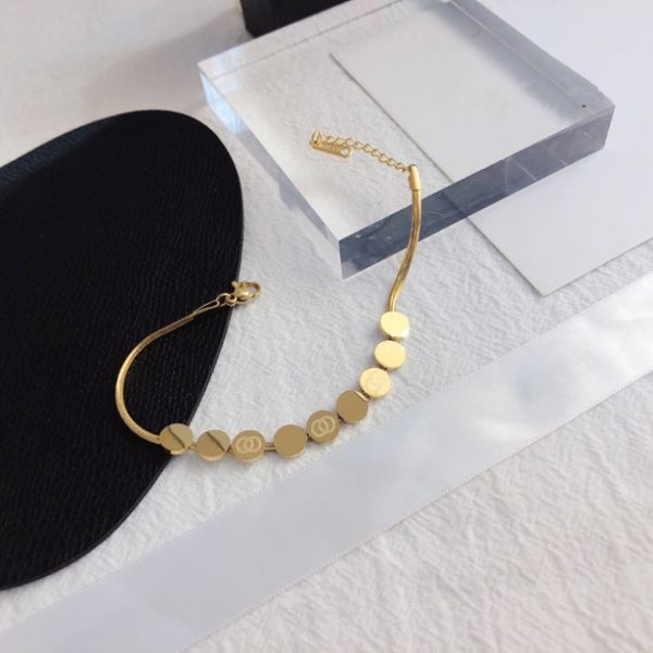 fashion gold link chain charm bracelets for women party luxurious wedding lovers gift engagement jewelry love forever never fade, Black
fashion gold link chain charm bracelets for women party luxurious wedding lovers gift engagement jewelry love forever never fade, Black