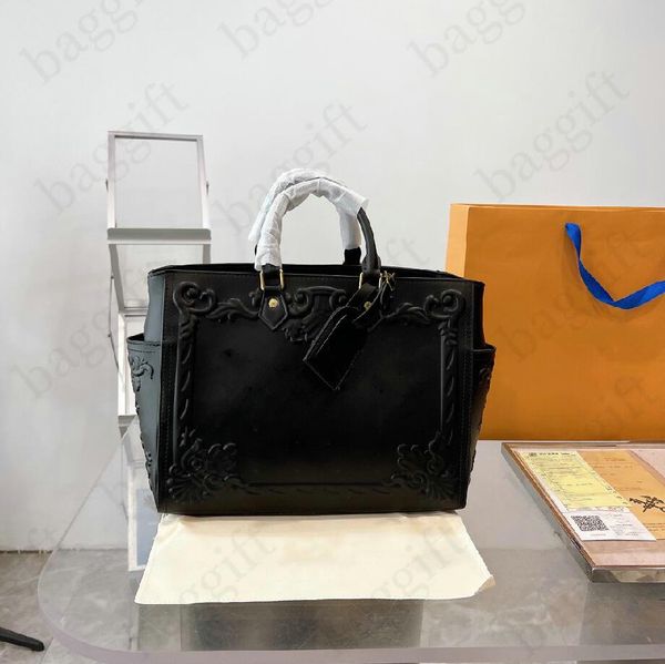 sac plat tote bag chateau debossed monograms flower on the go handbag designer brand totes luxury shoulder bag m21841
sac plat tote bag chateau debossed monograms flower on the go handbag designer brand totes luxury shoulder bag m21841