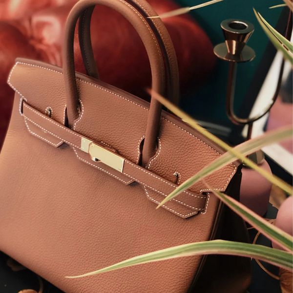 minimalist fashion classic weekend luggage crossbody bag birkin scarf handle retro leather women men's tote with luxury des
minimalist fashion classic weekend luggage crossbody bag birkin scarf handle retro leather women men's tote with luxury des