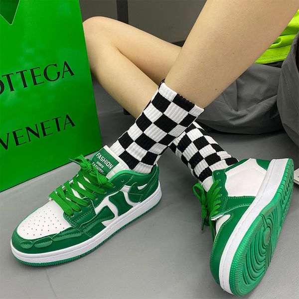 dress shoes women sport shoes lace up vulcanized sneakers casual shoes women walking shoes flats couple sneakers plus size 36-44 230227, Black
dress shoes women sport shoes lace up vulcanized sneakers casual shoes women walking shoes flats couple sneakers plus size 36-44 230227, Black