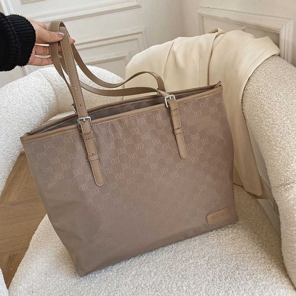 crossbody bags 2023 new fashion large women large capacity summer advanced tote shoulder bag shoulder handbag 70% off
crossbody bags 2023 new fashion large women large capacity summer advanced tote shoulder bag shoulder handbag 70% off