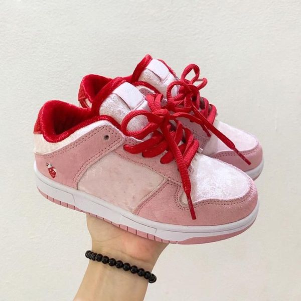 2023children kids athletic preschool outdoor kid shoes dunks low sb ps gai boys girls casual fashion sneakers children walking toddler sport, Black
2023children kids athletic preschool outdoor kid shoes dunks low sb ps gai boys girls casual fashion sneakers children walking toddler sport, Black