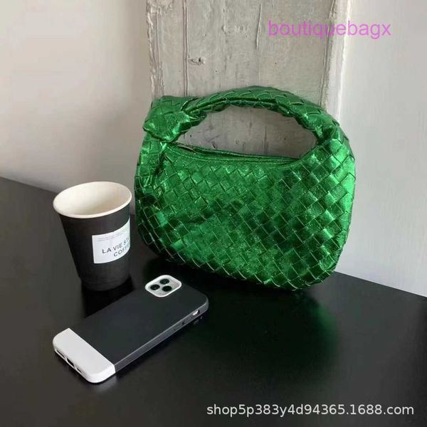 bottegsa genuine jodie bottegs bags online shop women's handbag metal woven candy colored cloud bag
bottegsa genuine jodie bottegs bags online shop women's handbag metal woven candy colored cloud bag