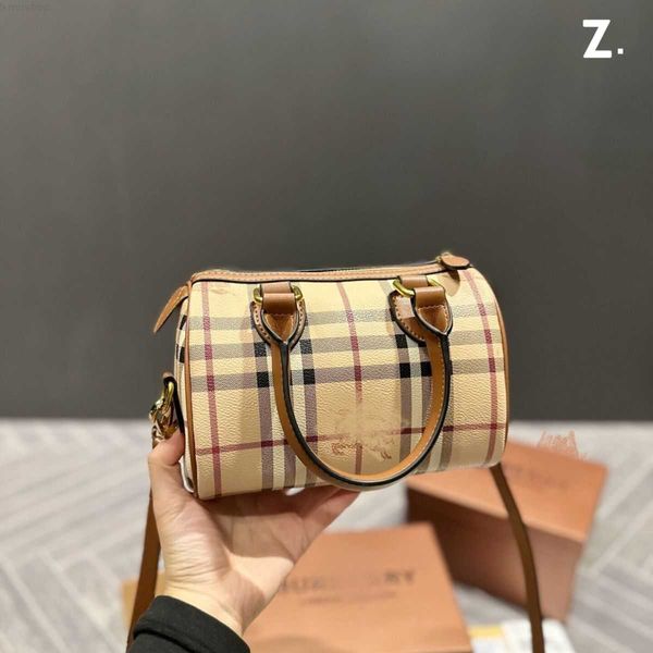 designer luxury burbrerity bags for women brown crossbody handbags vintage burbrery leather wallet paris plaid the totes bag fashion purses
designer luxury burbrerity bags for women brown crossbody handbags vintage burbrery leather wallet paris plaid the totes bag fashion purses