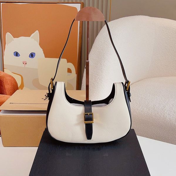 bags totes handbag designer bag women classic imitation brand color contrast stitching letter shoulder bag versatile commuting party dinner
bags totes handbag designer bag women classic imitation brand color contrast stitching letter shoulder bag versatile commuting party dinner
