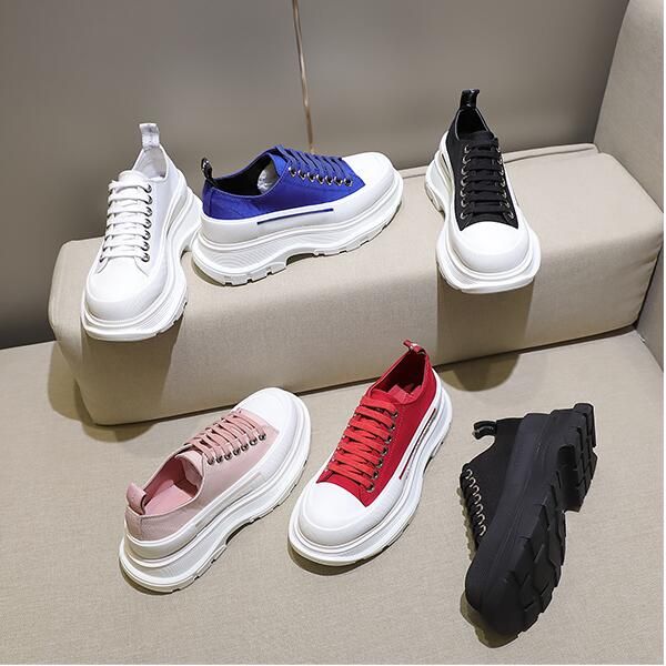 men platform shoes loafers canvas little white shoes breathable heightening genuine leather lace-up fashion flats men leisure walking loafer, Black
men platform shoes loafers canvas little white shoes breathable heightening genuine leather lace-up fashion flats men leisure walking loafer, Black