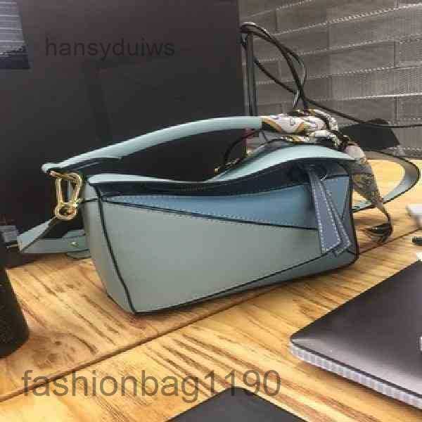 puzzles handbag 2023 woman splicing bag women loews designer leather fashion bags leather pillow messenger geometric hkxz
puzzles handbag 2023 woman splicing bag women loews designer leather fashion bags leather pillow messenger geometric hkxz