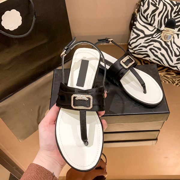 womens slippers flat sandals flip-flops flat small fragrance beads rhinestone decorative silk uppers luxury designer non-slip comfortable br, Black
womens slippers flat sandals flip-flops flat small fragrance beads rhinestone decorative silk uppers luxury designer non-slip comfortable br, Black
