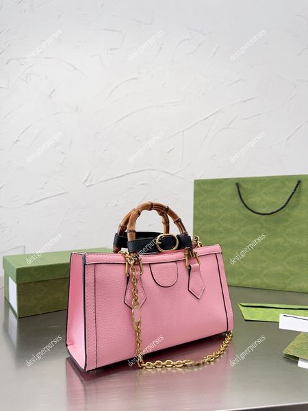 tz bamboo handle handbags classic diana shopping bag vintage style tote bags fashion large capacity handbag golden metal hardware chain shou
tz bamboo handle handbags classic diana shopping bag vintage style tote bags fashion large capacity handbag golden metal hardware chain shou