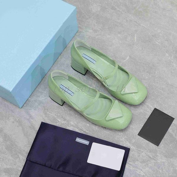 new women sandals summer slippers designer square toe flats shoes pinkycolor metal matching trend sandal size34-42, Black
new women sandals summer slippers designer square toe flats shoes pinkycolor metal matching trend sandal size34-42, Black