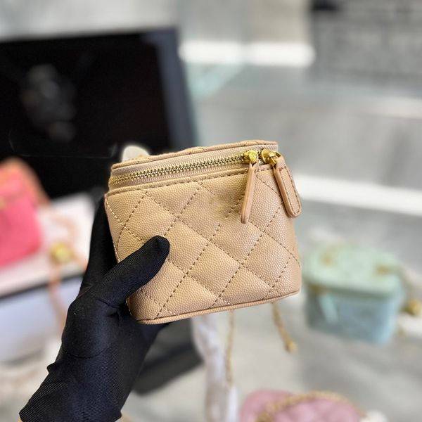 designer crush gold pearl ball vanity box bags cosmetic case caviar leather calfskin gold metal hardware matelasse chain crossbody shoulder
designer crush gold pearl ball vanity box bags cosmetic case caviar leather calfskin gold metal hardware matelasse chain crossbody shoulder