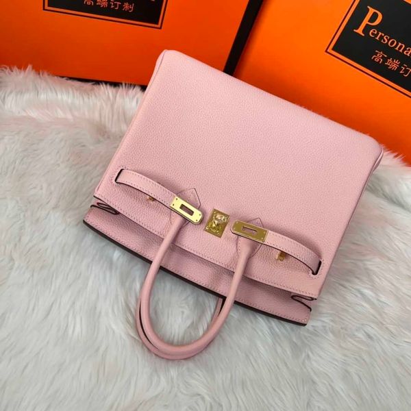 genuine leather birkin herms bags hit bag's new high-grade cherry blossom powder lychee pattern layer leather bag female
genuine leather birkin herms bags hit bag's new high-grade cherry blossom powder lychee pattern layer leather bag female