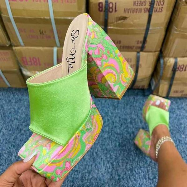 2023 women high heel slippers new square headed slides thick bottom large thick heeled 9cm one-line sandals, Black
2023 women high heel slippers new square headed slides thick bottom large thick heeled 9cm one-line sandals, Black
