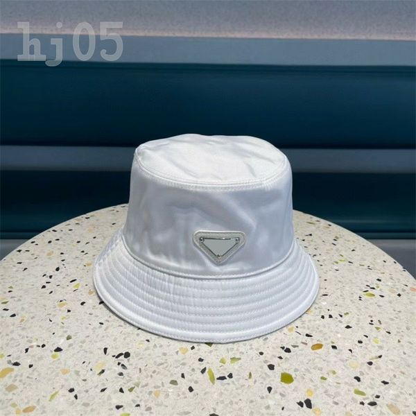 fashion men designer caps summer luxury hats fashionable solid color gorras with wide brim couple classic holiday bucket hats for women pj00, Blue;gray
fashion men designer caps summer luxury hats fashionable solid color gorras with wide brim couple classic holiday bucket hats for women pj00, Blue;gray