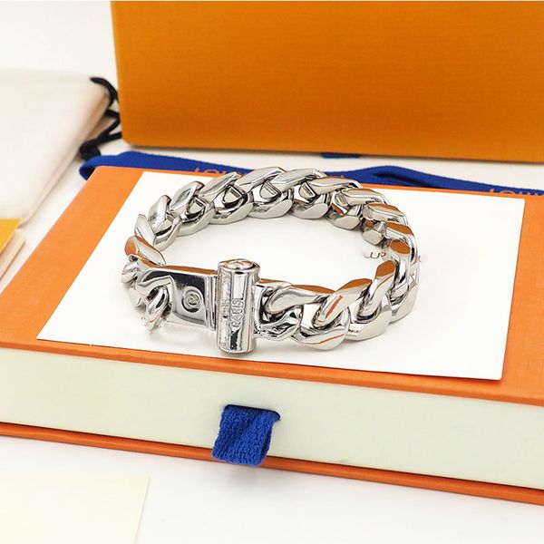 luxury design bangles brand bracelet chain famous women 18k gold plated wristband chain couple gifts jewerlry accessories, Black
luxury design bangles brand bracelet chain famous women 18k gold plated wristband chain couple gifts jewerlry accessories, Black