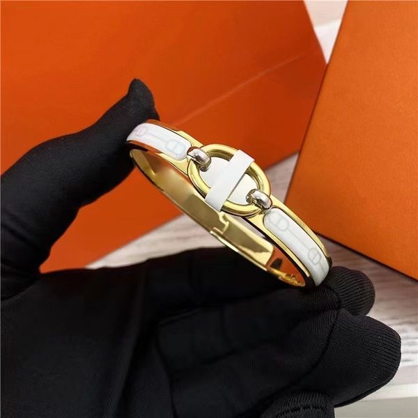 bangle bracelet designer bracelets women's classic style pig nose senior sense exquisite gold bracelets for men enamel temperament gold, Black
bangle bracelet designer bracelets women's classic style pig nose senior sense exquisite gold bracelets for men enamel temperament gold, Black