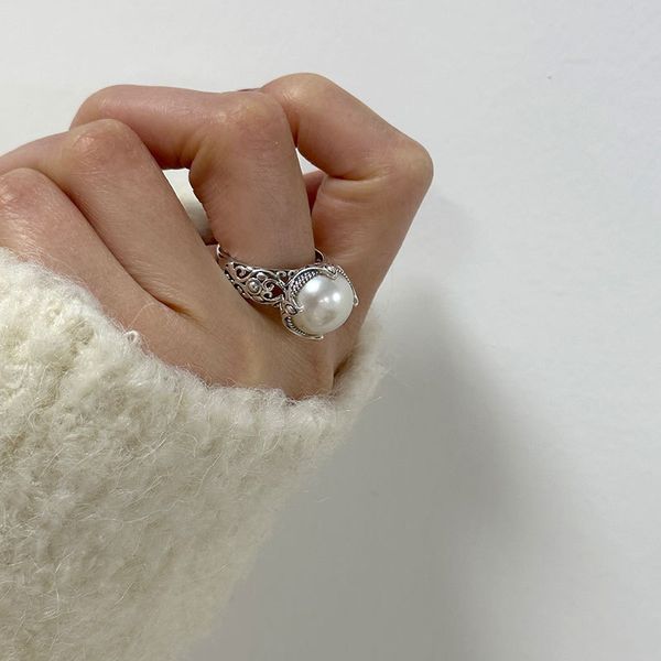 authentic 925 sterling silver ring natural fresh water pearl for women vintage carving adjustable rings wedding party gifts
authentic 925 sterling silver ring natural fresh water pearl for women vintage carving adjustable rings wedding party gifts