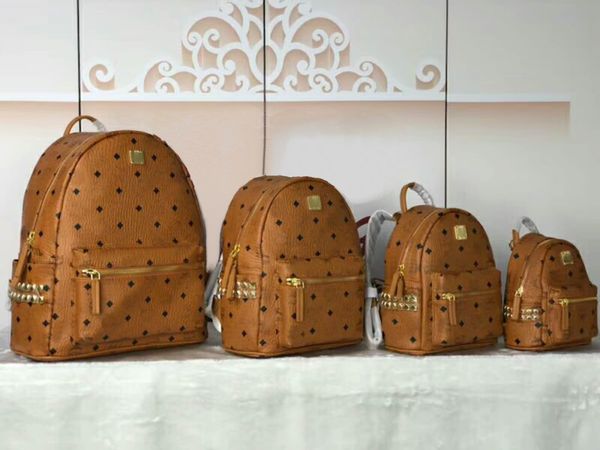 2023 fashion packbag travel backpack korean version sport outdoor packs m punk studded shoulder bag men and women student bag 5716
2023 fashion packbag travel backpack korean version sport outdoor packs m punk studded shoulder bag men and women student bag 5716