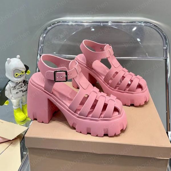 women's designer casual shoes beach sandals summer classic fashion thick heeled thick bottom buckle hollow woven package head sports an, Black
women's designer casual shoes beach sandals summer classic fashion thick heeled thick bottom buckle hollow woven package head sports an, Black