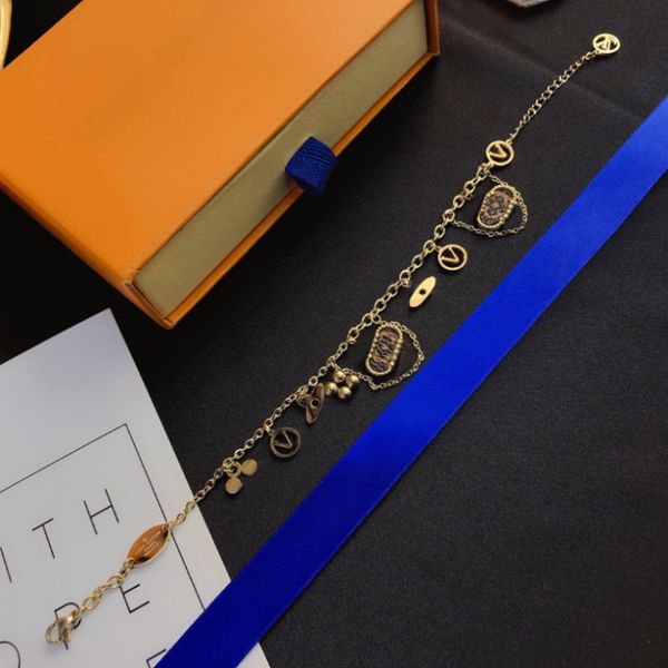 wholesale link chain bracelet fashion women bracelets gold plated designer brand letter chains jewelry stainless steel bracelet, Black
wholesale link chain bracelet fashion women bracelets gold plated designer brand letter chains jewelry stainless steel bracelet, Black