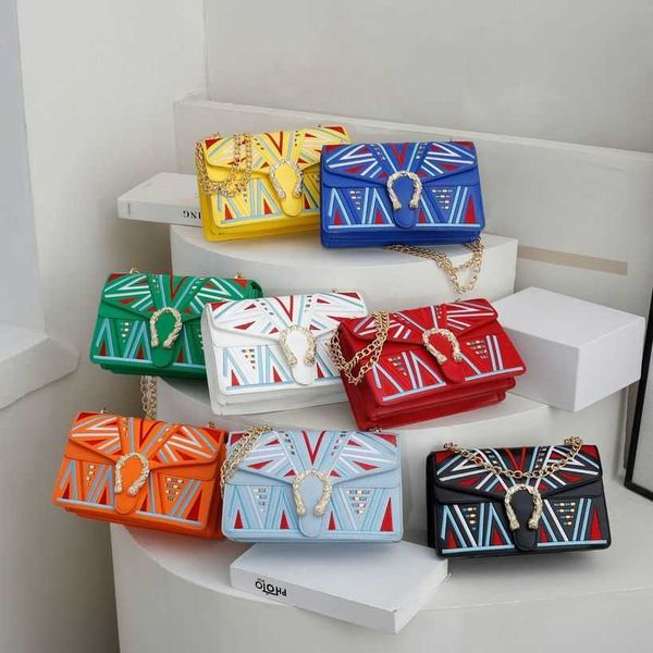 luxury designer 2023 new ladies bags square korean large capacity underarm shoulder small design messenger bag fashion crossbody handbags
luxury designer 2023 new ladies bags square korean large capacity underarm shoulder small design messenger bag fashion crossbody handbags