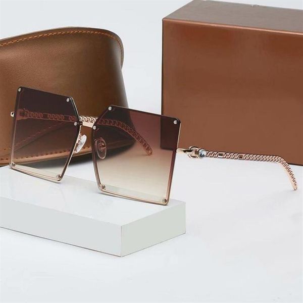 2021 luxur classic square sunglasses designer brand fashion womens sun glasses eyewear metal glass lenses with box 2062442, White;black
2021 luxur classic square sunglasses designer brand fashion womens sun glasses eyewear metal glass lenses with box 2062442, White;black